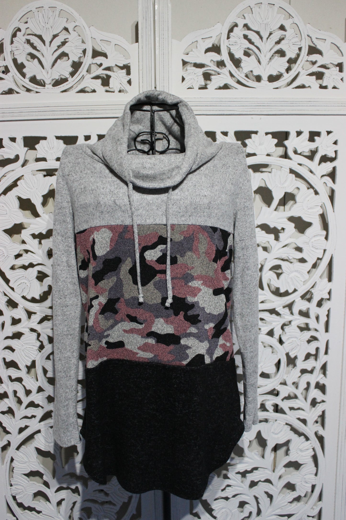 Lavender Turtle Neck Long Sleeves Top