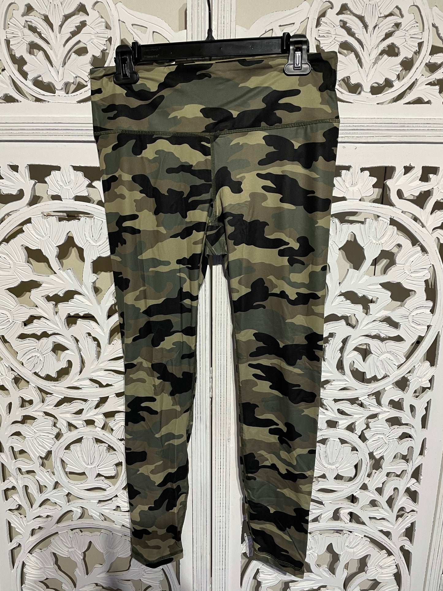 Plus Size Camouflage Olive Print Leggings