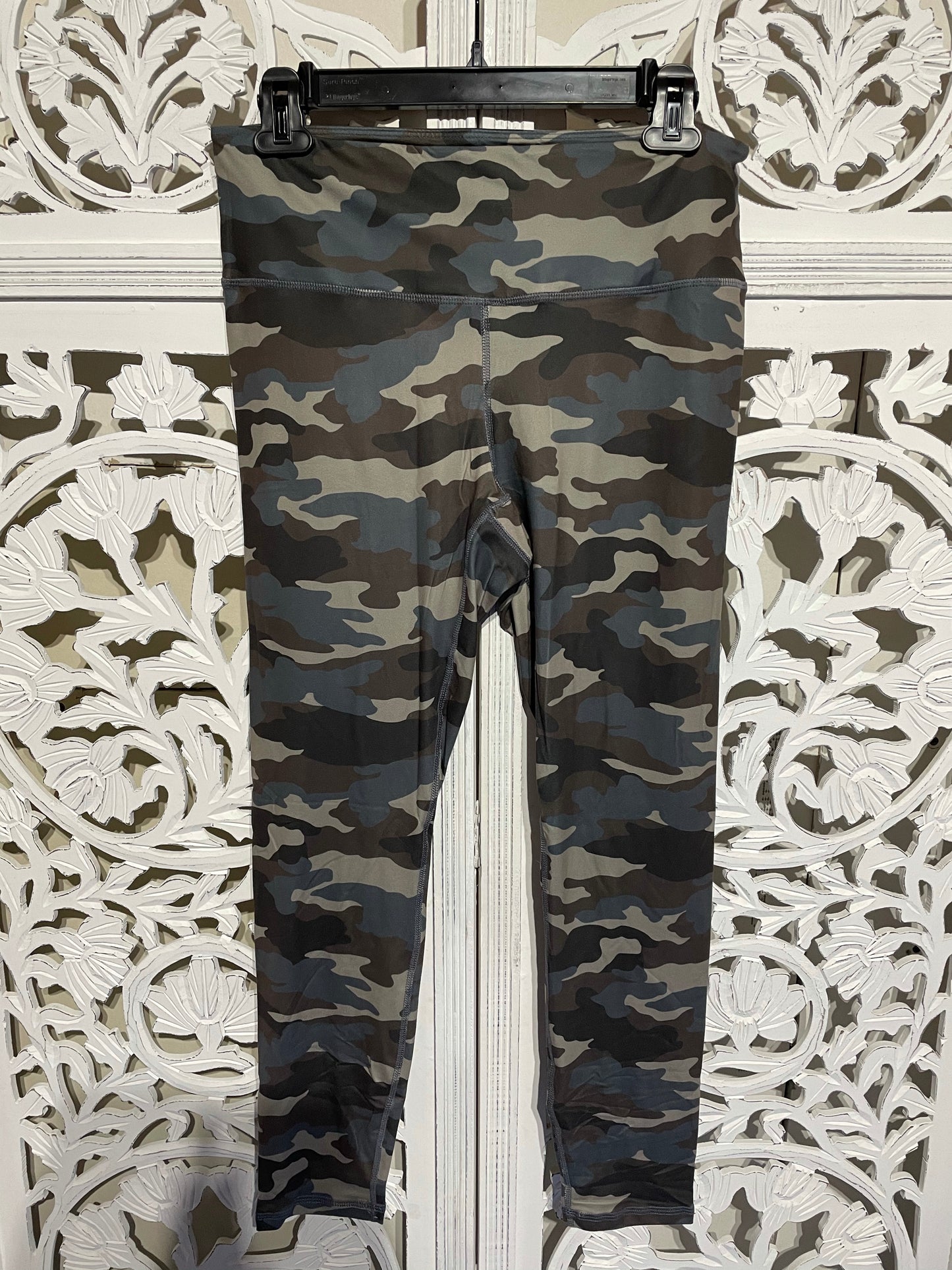 Plus Size Camouflage Grey and Blue Print Leggings